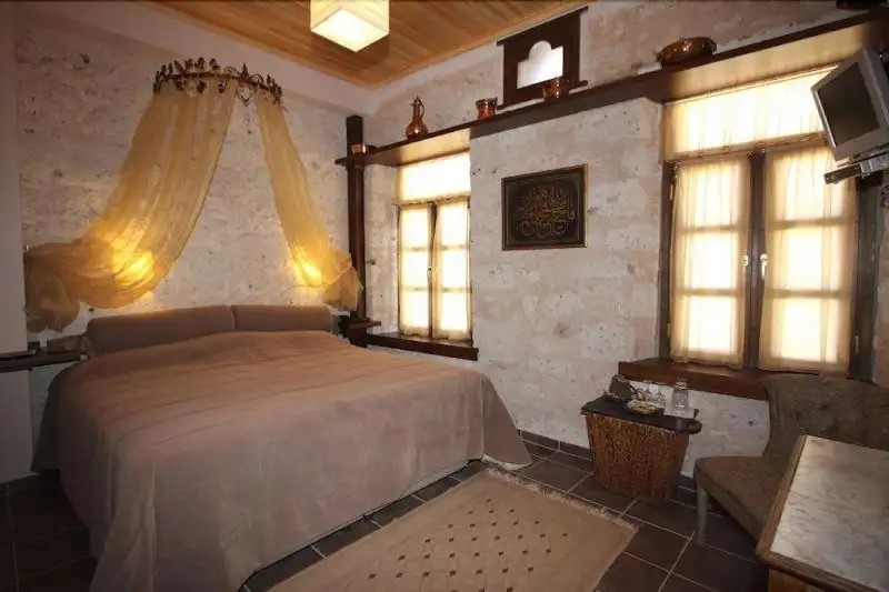 GOLD HARMONI OTEL