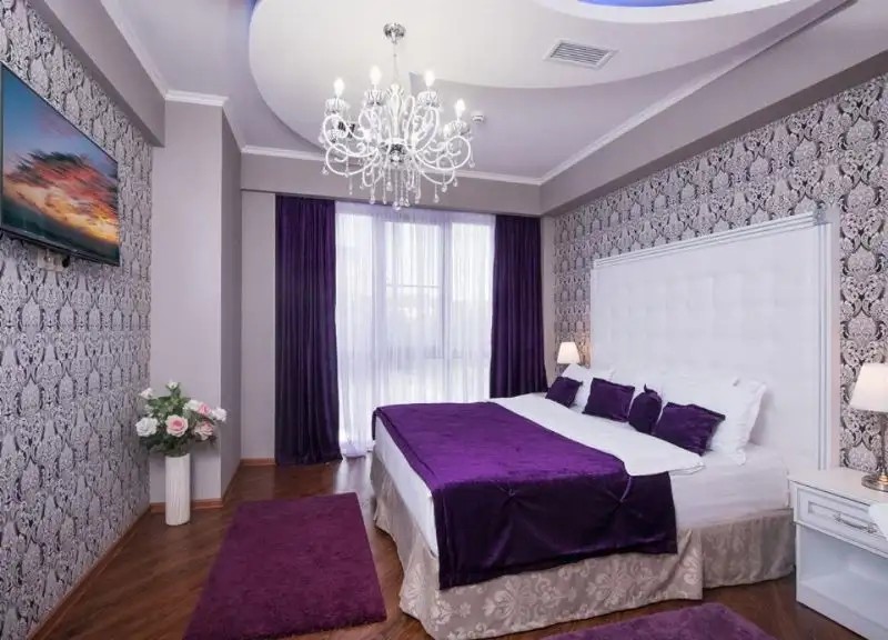 DE PARIS (ДЕ ПАРИЖ)