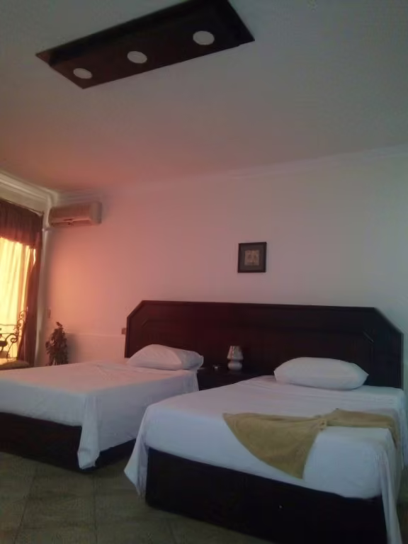 ARABESQUE HOTEL