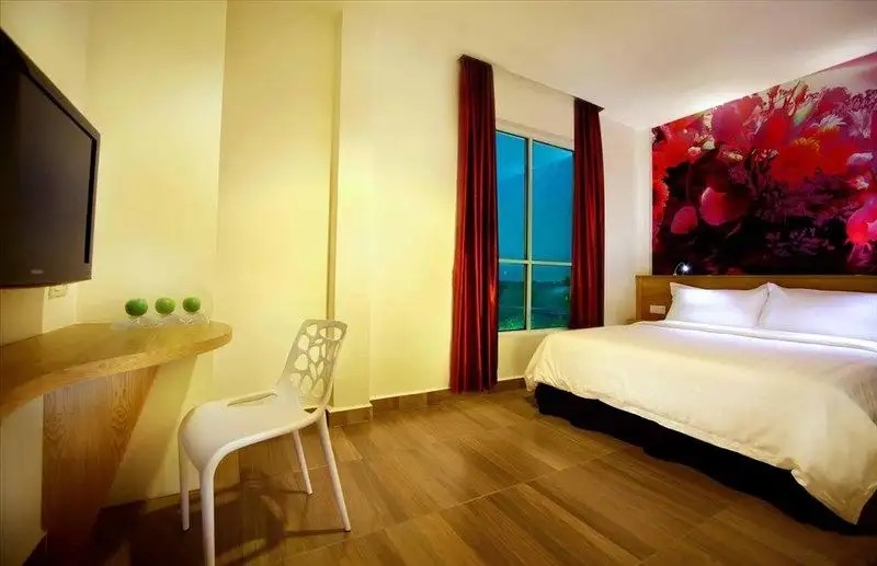 FAVEHOTEL CENANG BEACH LANGKAWI