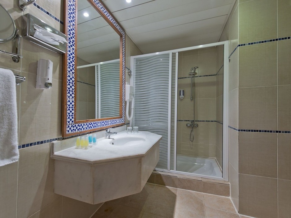 AMPHORAS BLU RESORT ADULT ONLY (+16)