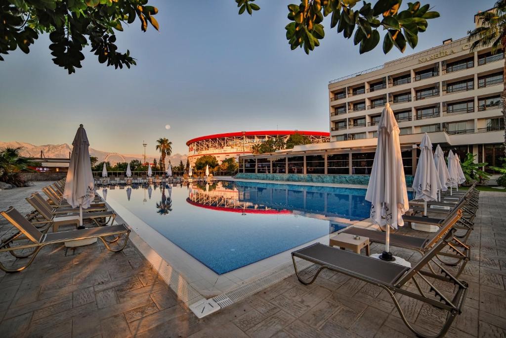 NASHIRA CITY RESORT HOTEL (EX. GRIDA CITY)