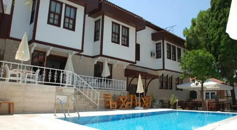 URCU HOTEL