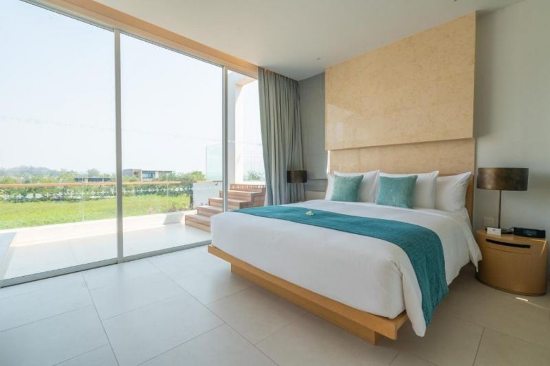 2 bedroom suite premium view