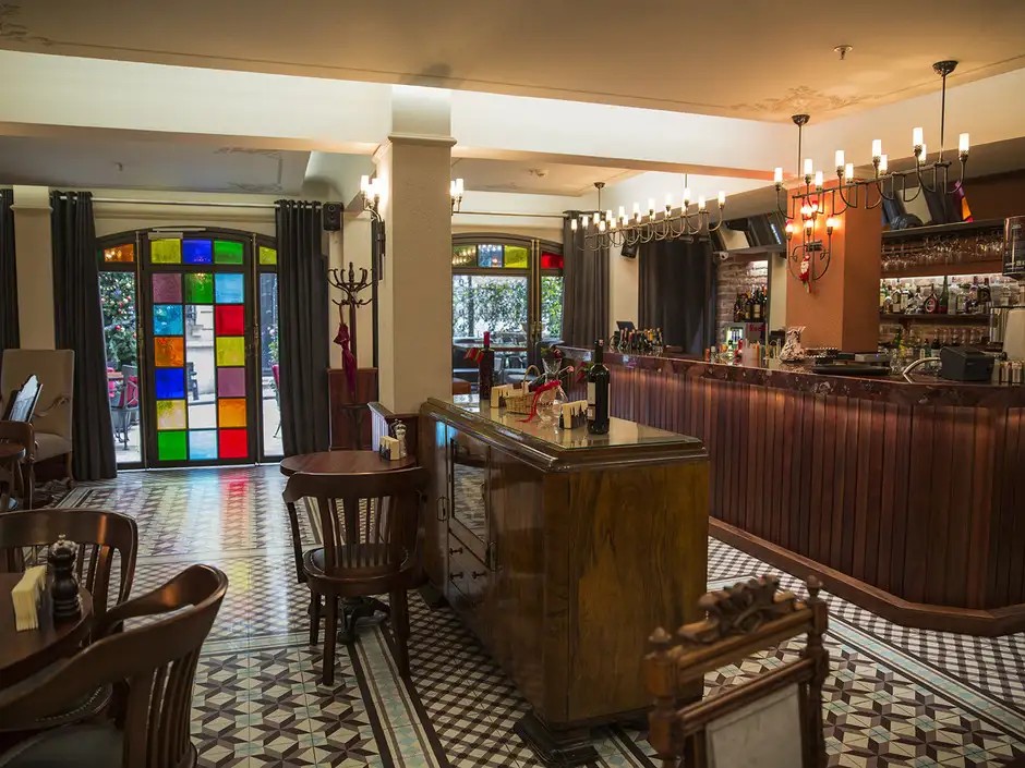 CORINNE ART & BOUTIQUE HOTEL