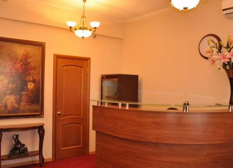 БАЙРОН ОТЕЛЬ