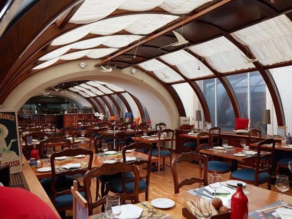 MILLENNIUM PLAZA DOWNTOWN (EX. CROWNE PLAZA DUBAI SHEIKH ZAYED ROAD)