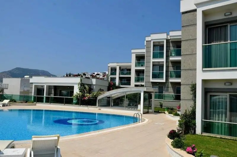 ROYAL PALM RESIDENCE
