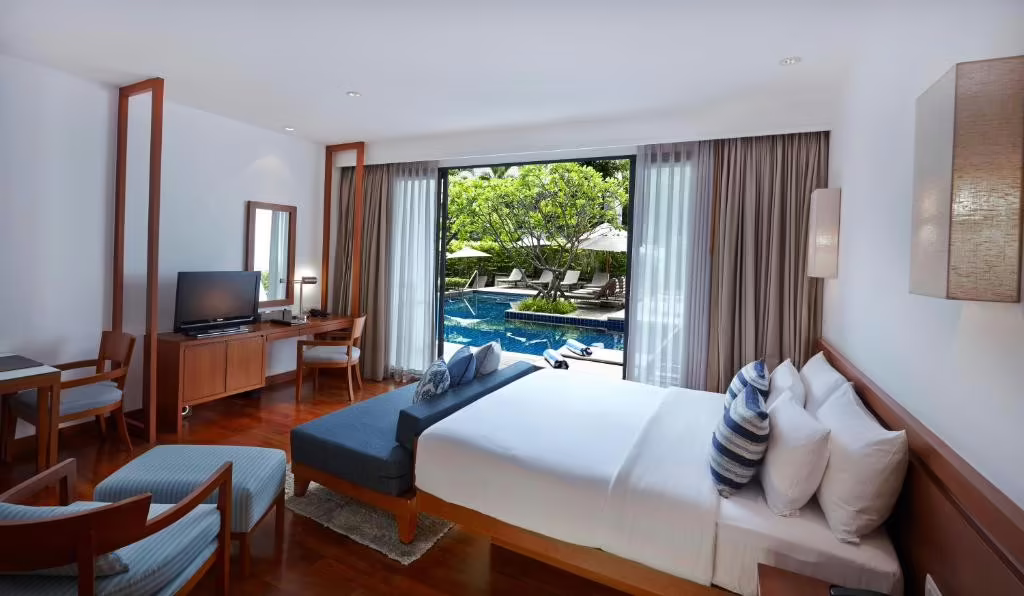 WOODLANDS SUITES SERVICED RESIDENCES