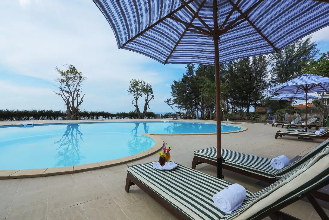 SKY STAR RESORT