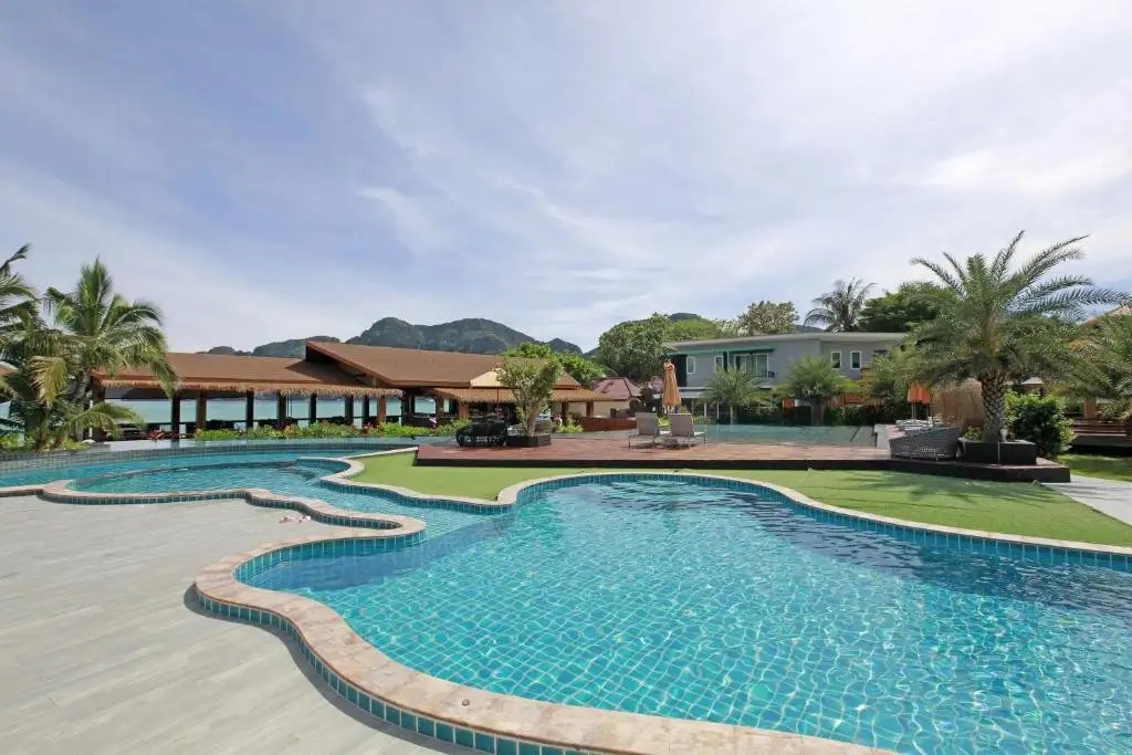 PHI PHI ANDAMAN BEACH RESORT