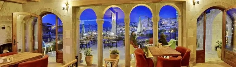 CAFTAN CAVE SUITES