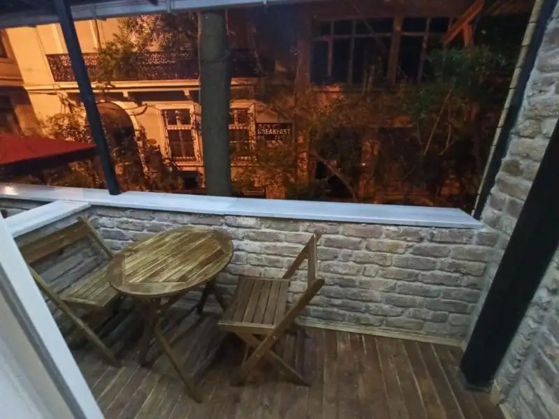 GANJ HOTEL