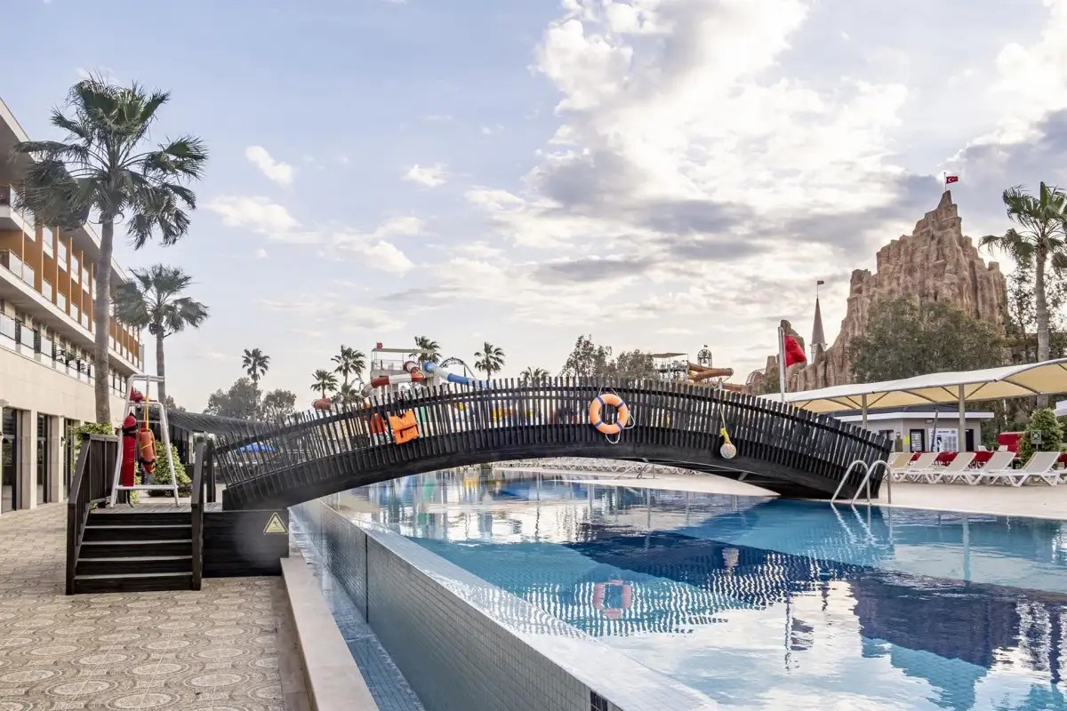 AYDINBEY QUEENS PALACE & SPA