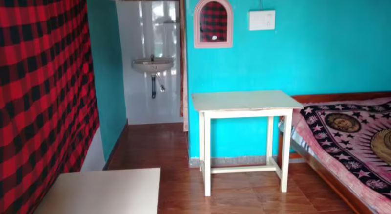 OM GANESH SAAVI GUEST HOUSE