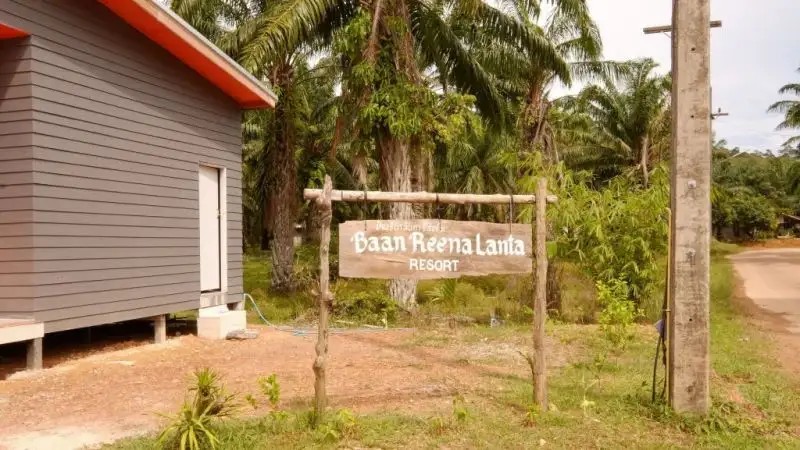 BAAN REENAA LANTA