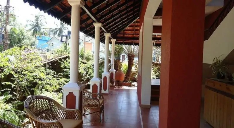 KINGSTORK BEACH RESORT