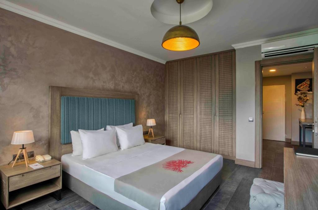 LABRANDA TMT BODRUM RESORT (EX. VERA MIRAMAR)