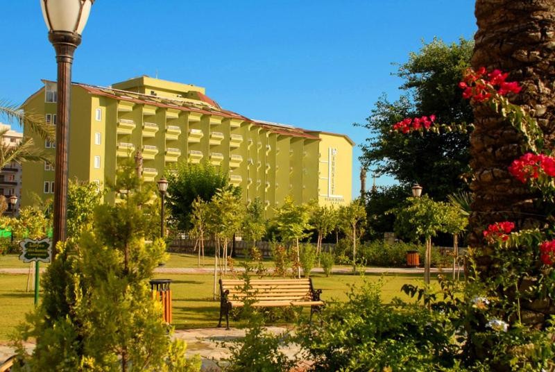 SUNSTAR BEACH HOTEL