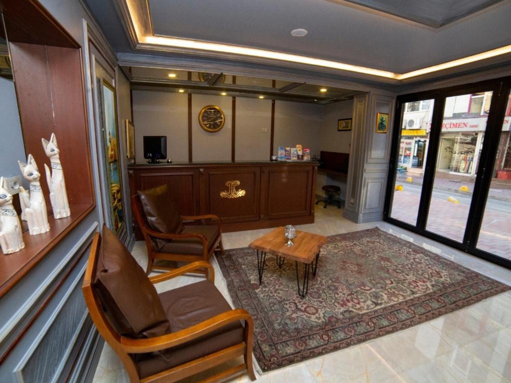 HHK HOTEL DOWNTOWN
