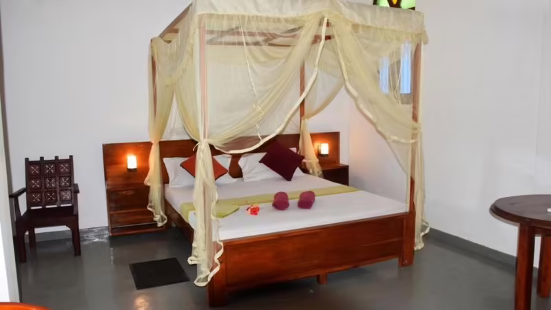 MIRA WHALES RESORT