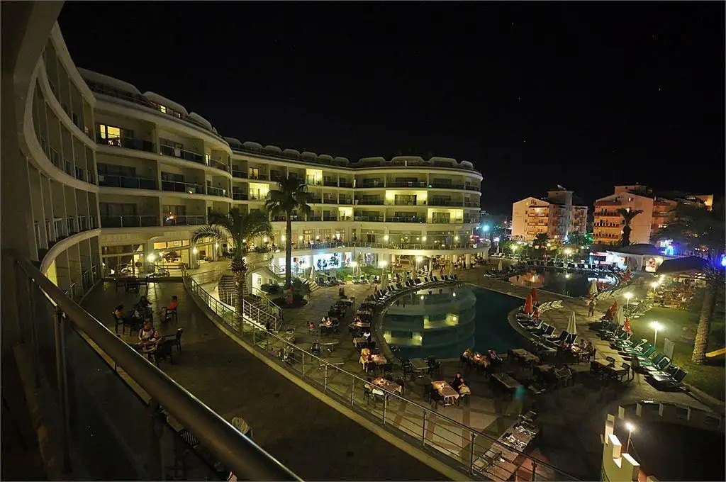 PINETA PARK DELUXE