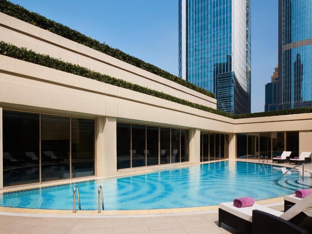 THE PORTMAN RITZ-CARLTON