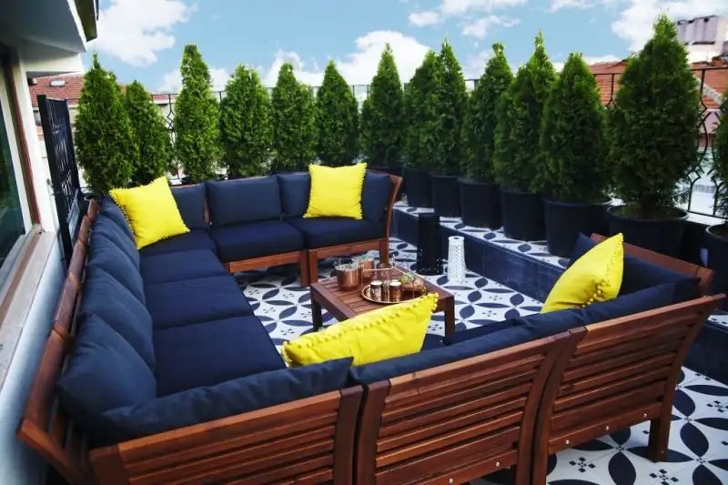 TOPHANE SUITES