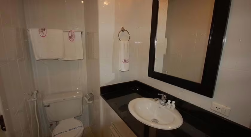 THE ORCHID HOTEL AND SPA