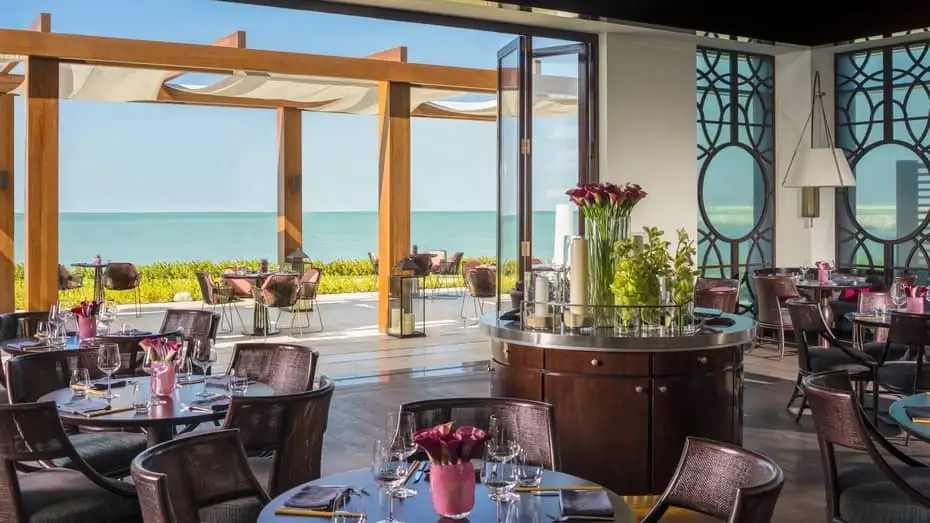 FOUR SEASONS RESORT DUBAI AT JUMEIRAH BEACH