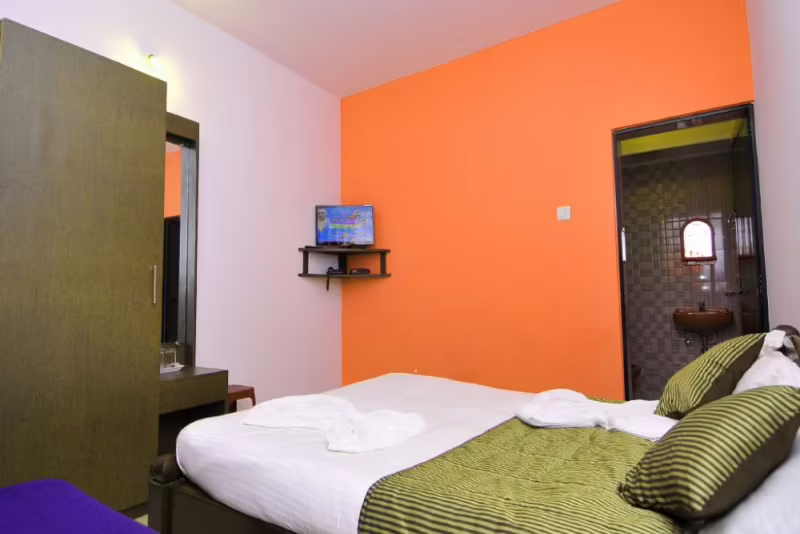 SUNRISE BEACH RESORT