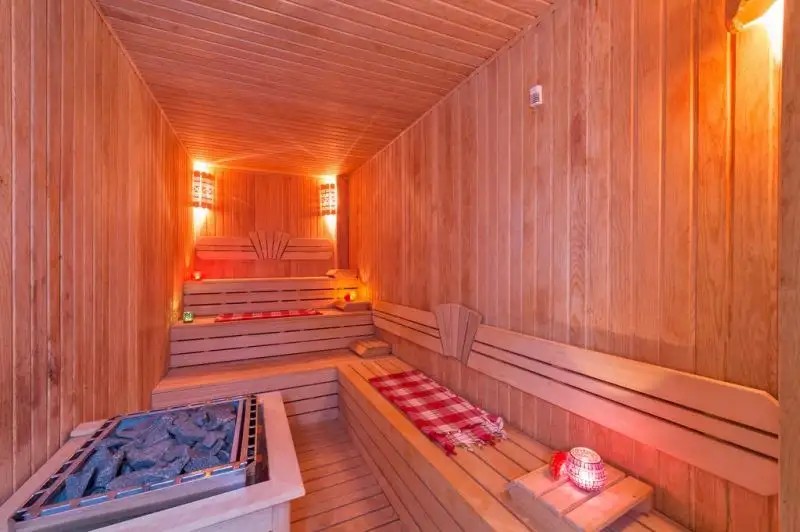 GRAND PAMIR HOTEL LALELI