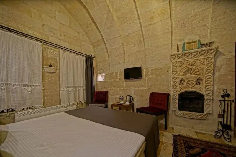 APEX CAVE HOTEL