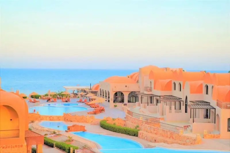 ROHANOU BEACH RESORT