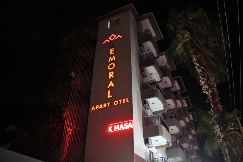 LE MORAL APARTMENT