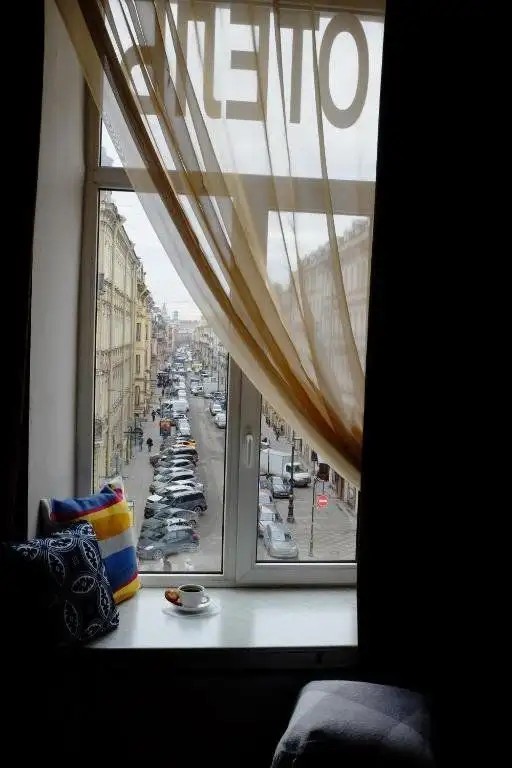 НЕВСКИЙ КРИСТАЛЛ