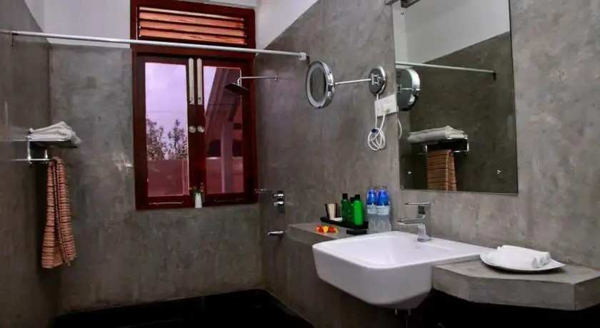 NILAVELI BAY VILLA