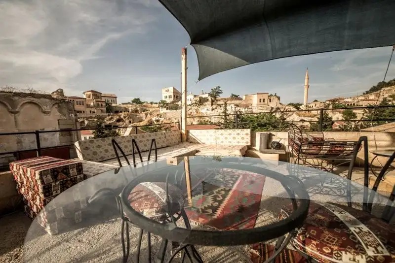 HARKASOS CAVE HOTEL