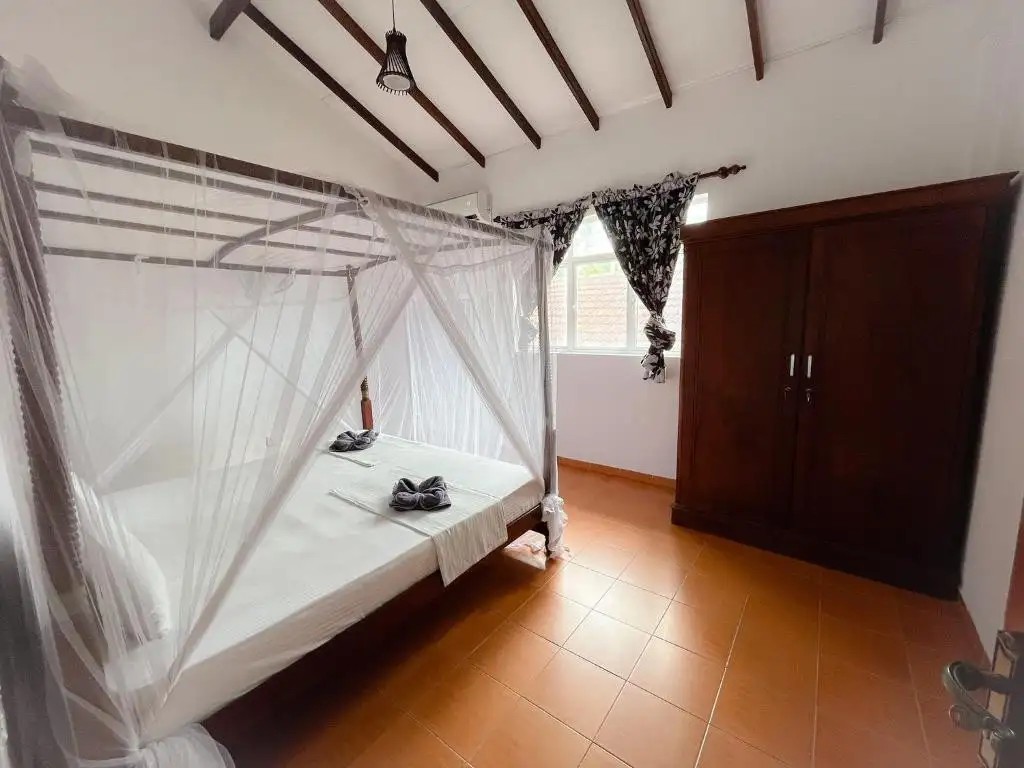 PEARL ISLAND BEACH HOTEL