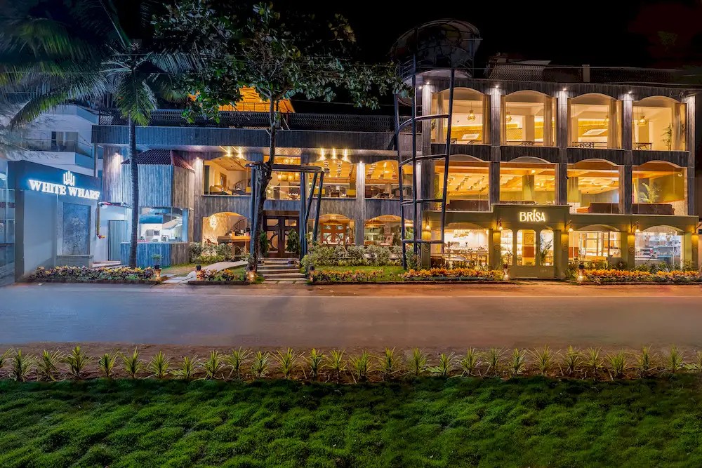 WHITE WHARF BEACH RESORT