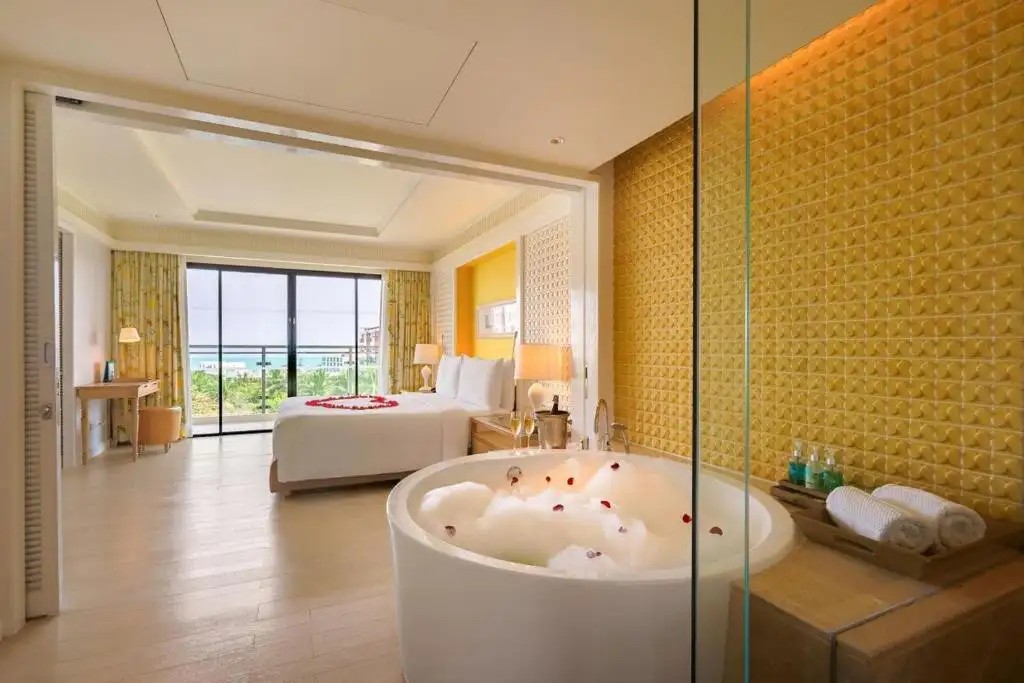 AMARI HUA HIN