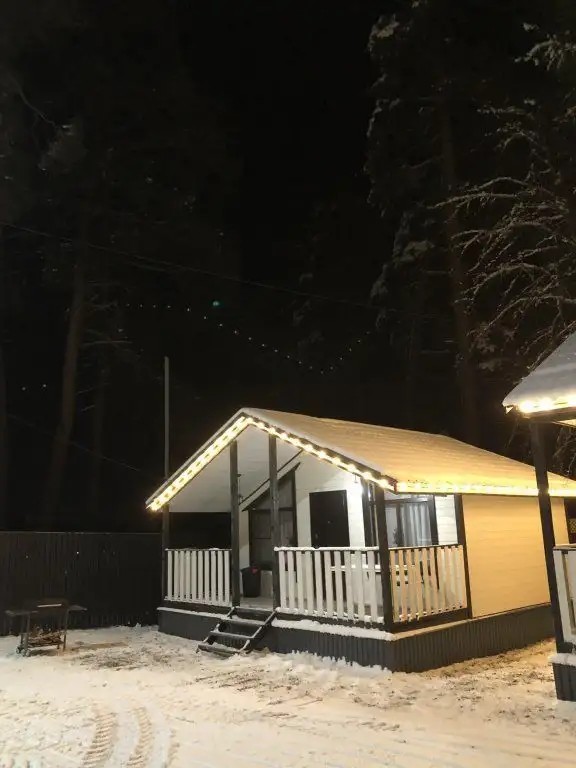 WHITE VILLAGE