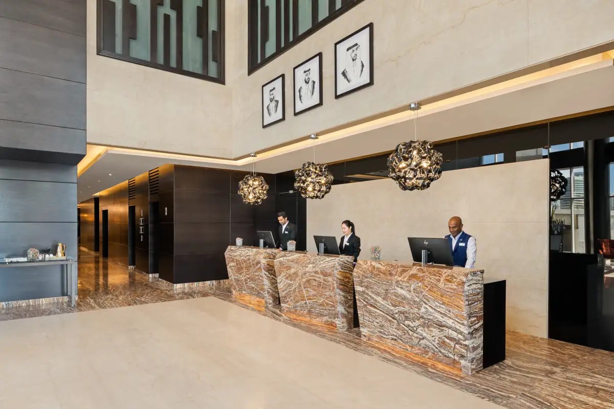 RADISSON BLU HOTEL DUBAI CANAL VIEW