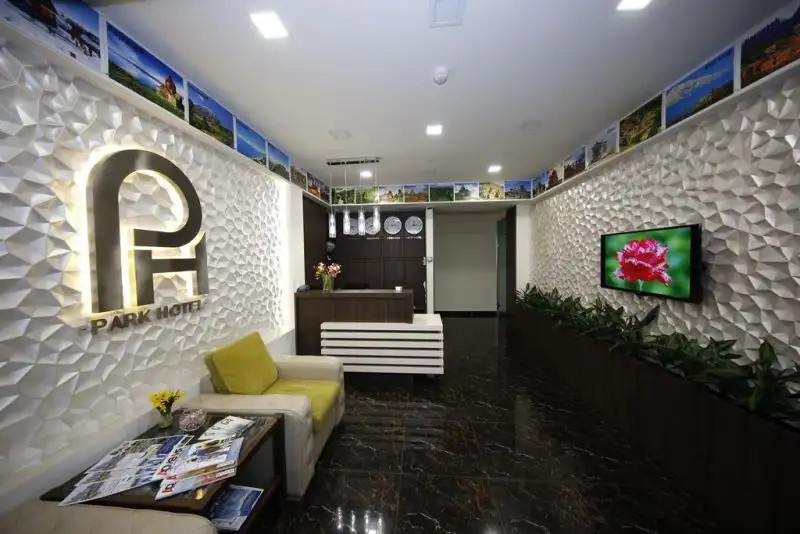 PARK HOTEL