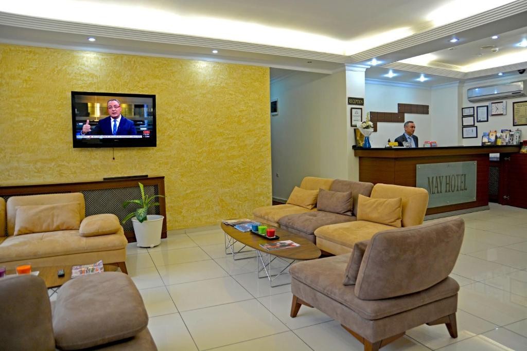 MAY HOTEL BOUTIQUE