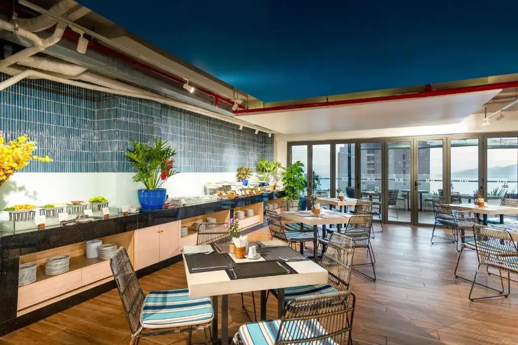 TUI BLUE NHA TRANG (EX. ARIYANA SMART CONDOTEL NHA TRANG)