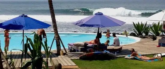KOMUNE BALI