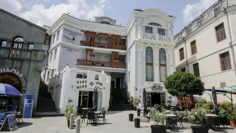 KING GORGASALI HOTEL