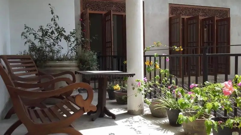SRIMALIS RESIDENCE