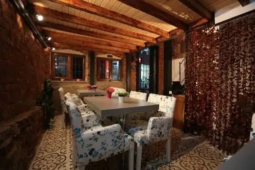 CORNER HOT ORTAKOY